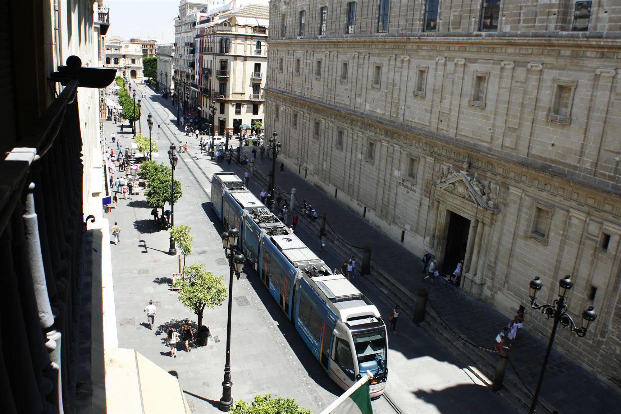 Hotel Catedral Boutique Siviglia Esterno foto