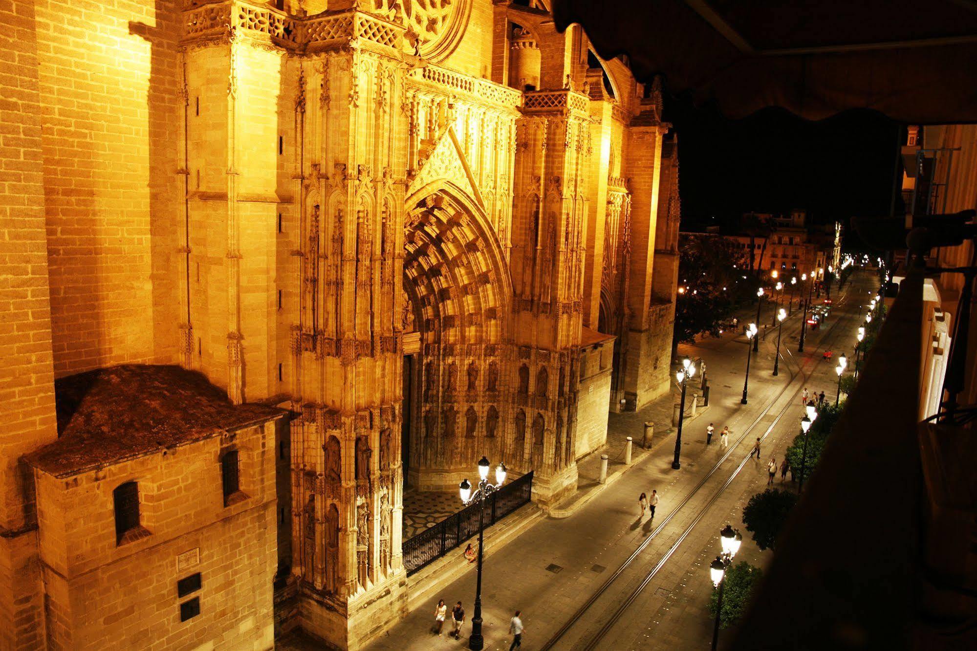 Hotel Catedral Boutique Siviglia Esterno foto